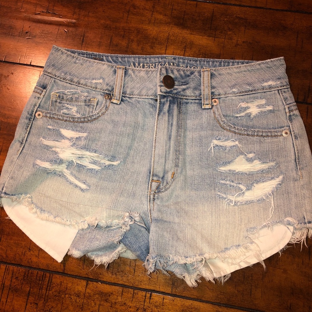 High wasted shorts